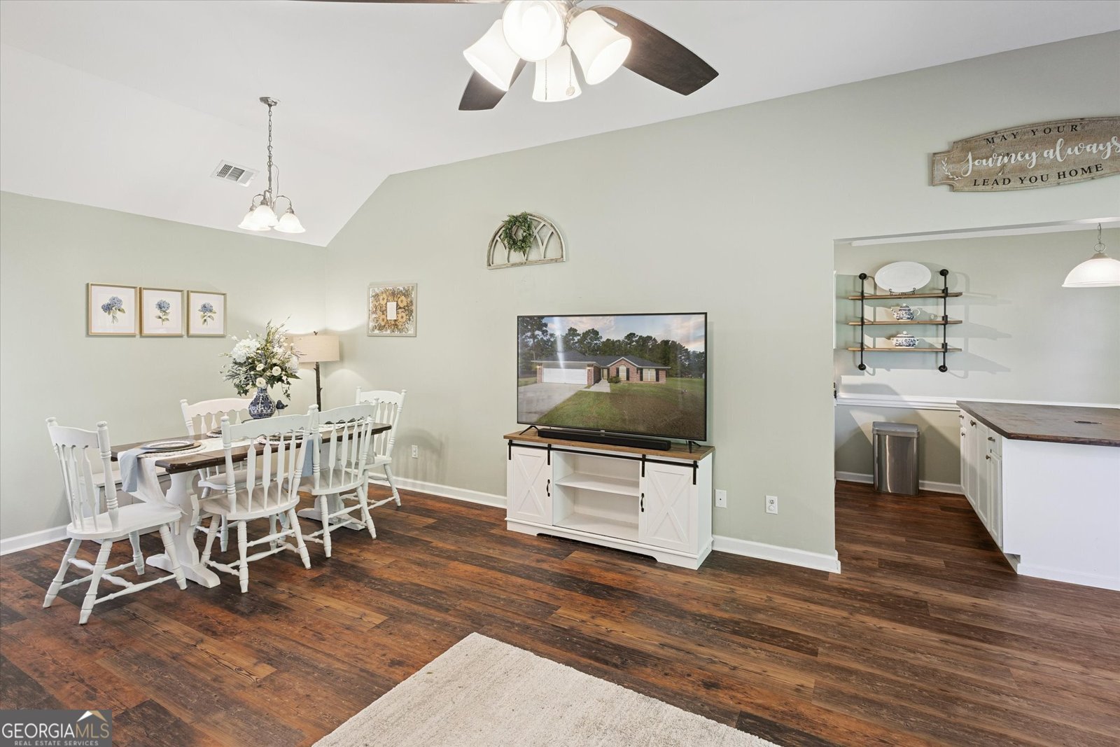 30 Farmers Circle Ellabell - 10