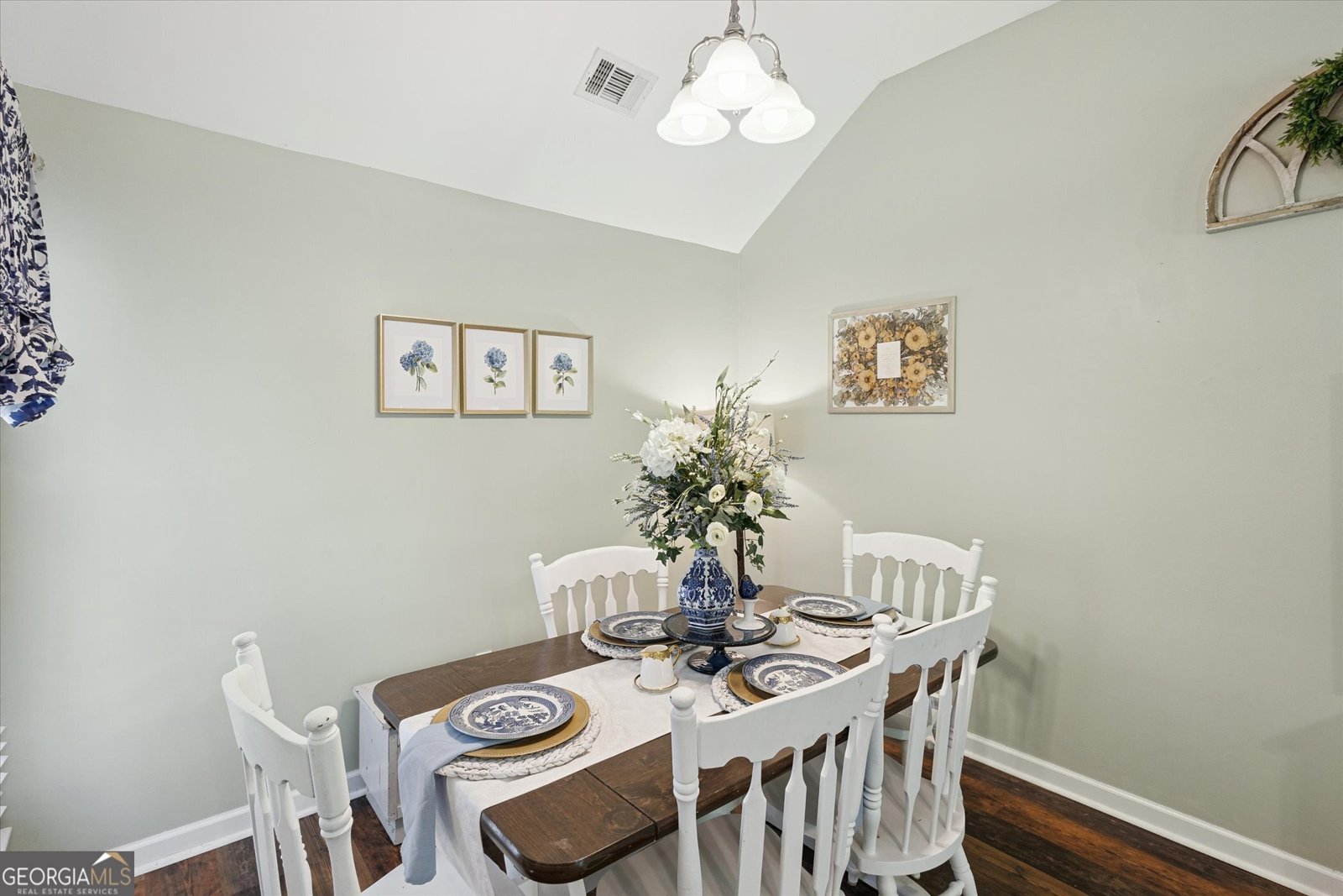 30 Farmers Circle Ellabell - 12
