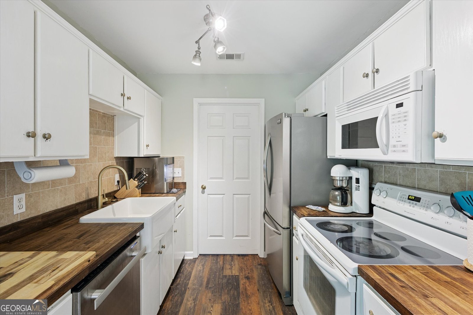 30 Farmers Circle Ellabell - 14