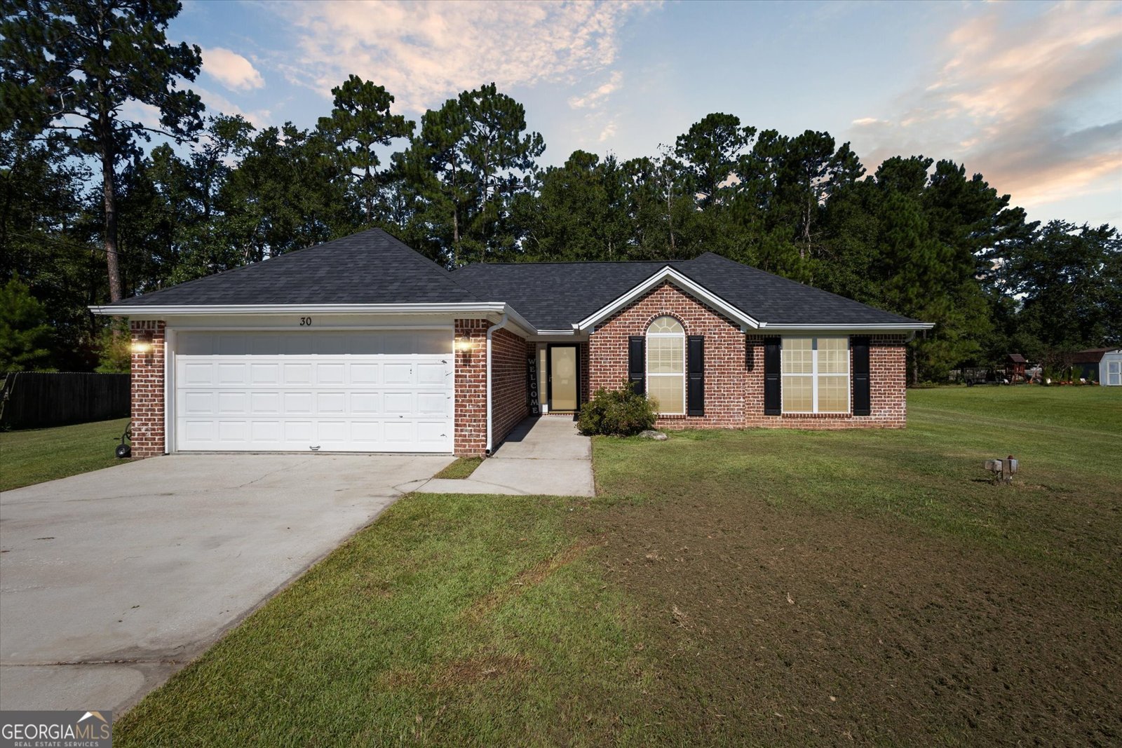 30 Farmers Circle Ellabell - 2