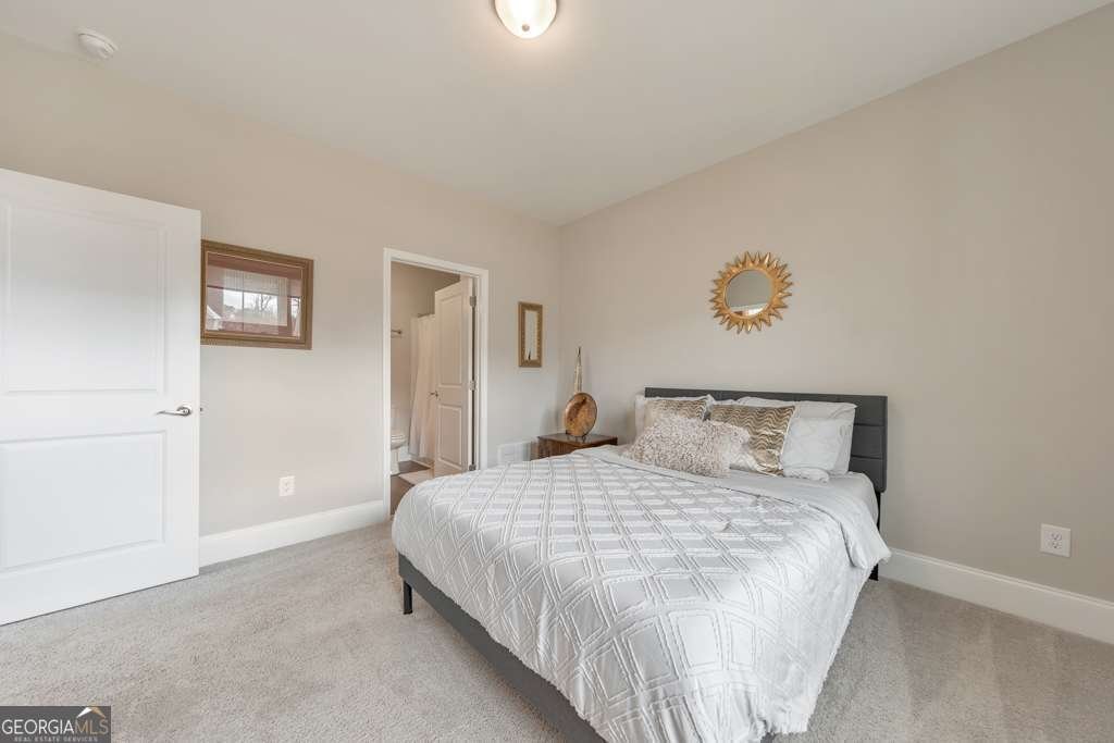 124 Redford Lane Canton - 45