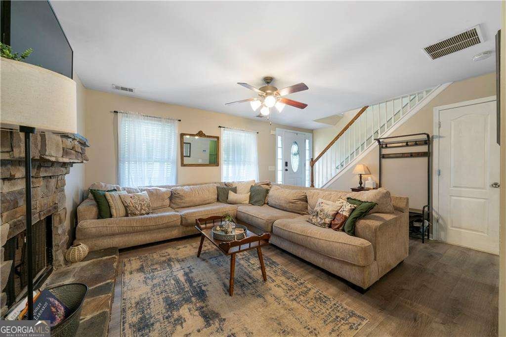 25 Autumn Place White - 6