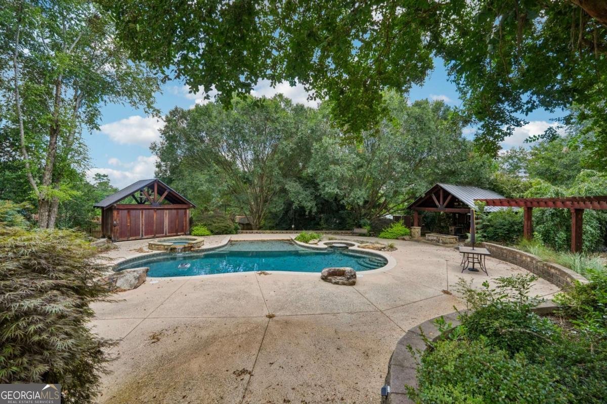 1118 Sutton Drive Mcdonough - 33