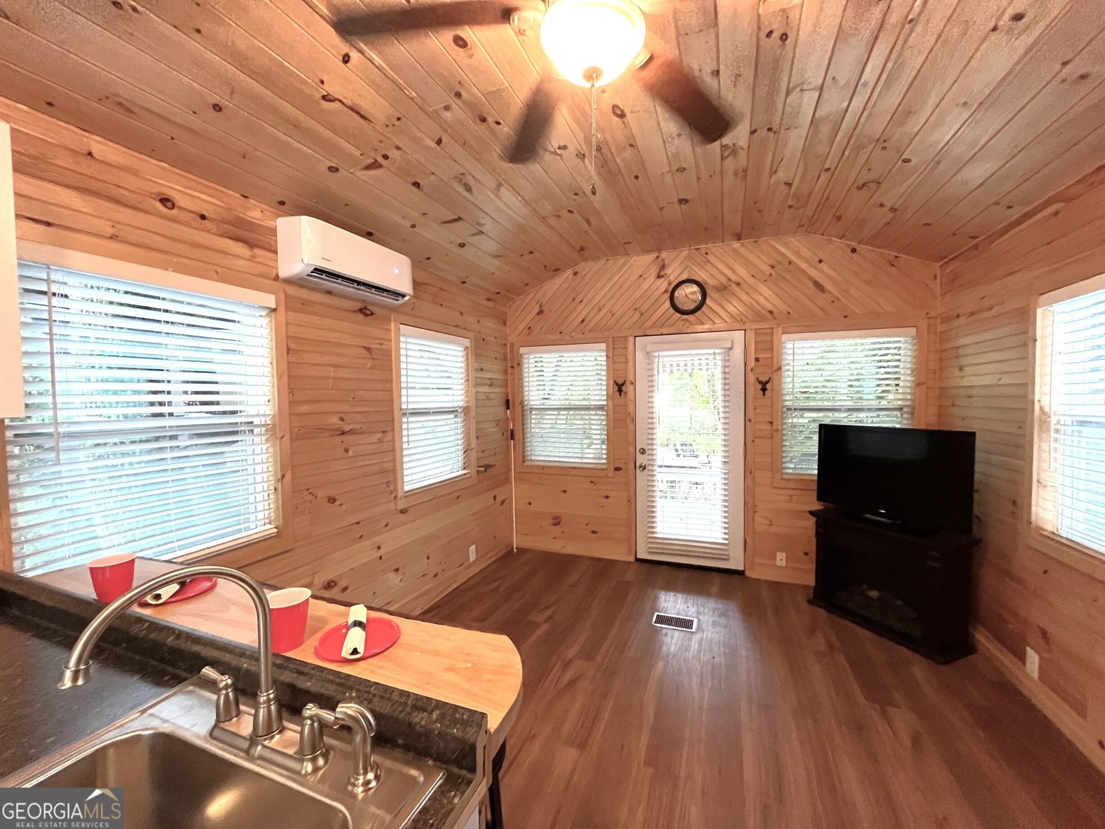 527 Hidden Valley Road Cleveland - 16