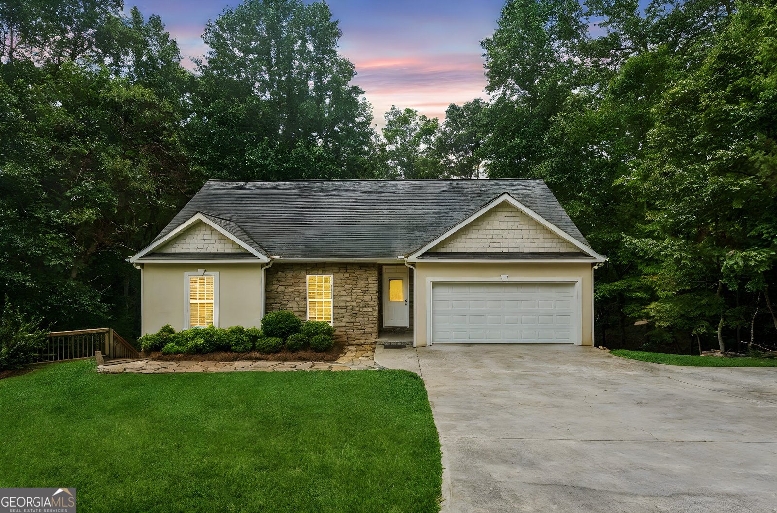 516 Golden Avenue Dahlonega - 2