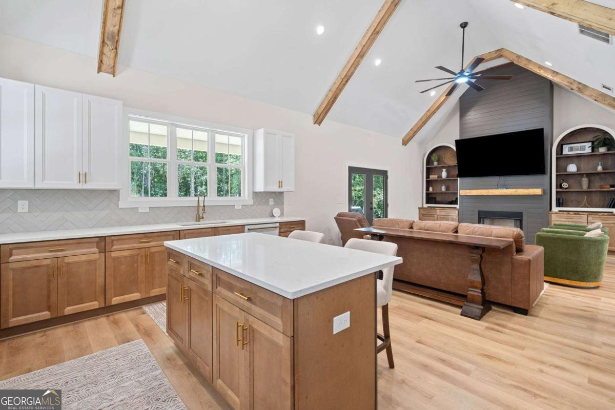 6405 JACKSONVILLE Road Buchanan - 14