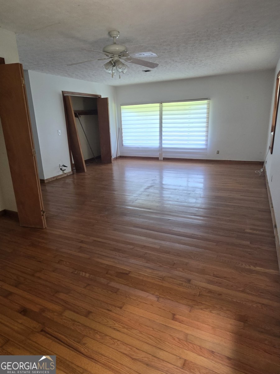 355 Brooks Woolsey Road Fayetteville - 20