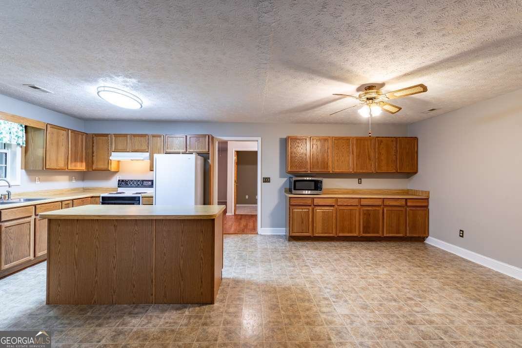 2874 Hickory Cove Lane Hiawassee - 14
