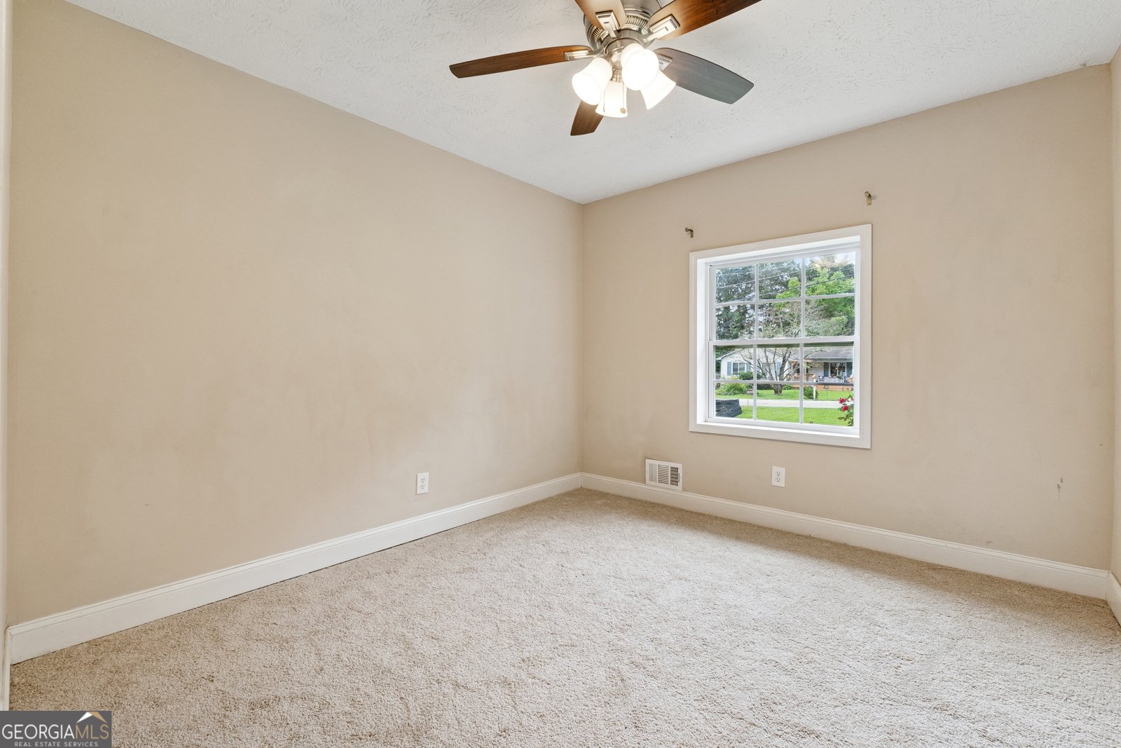 4567 DUNCAN Drive Sugar Hill - 8