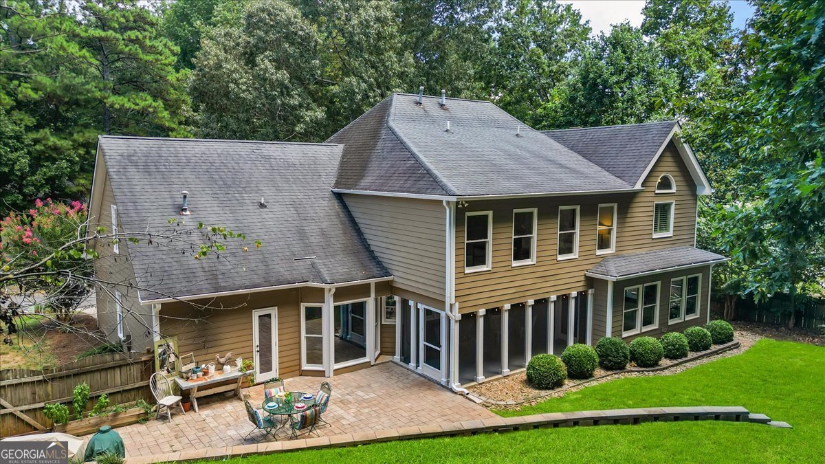2647 Long Lake Drive Roswell - 43