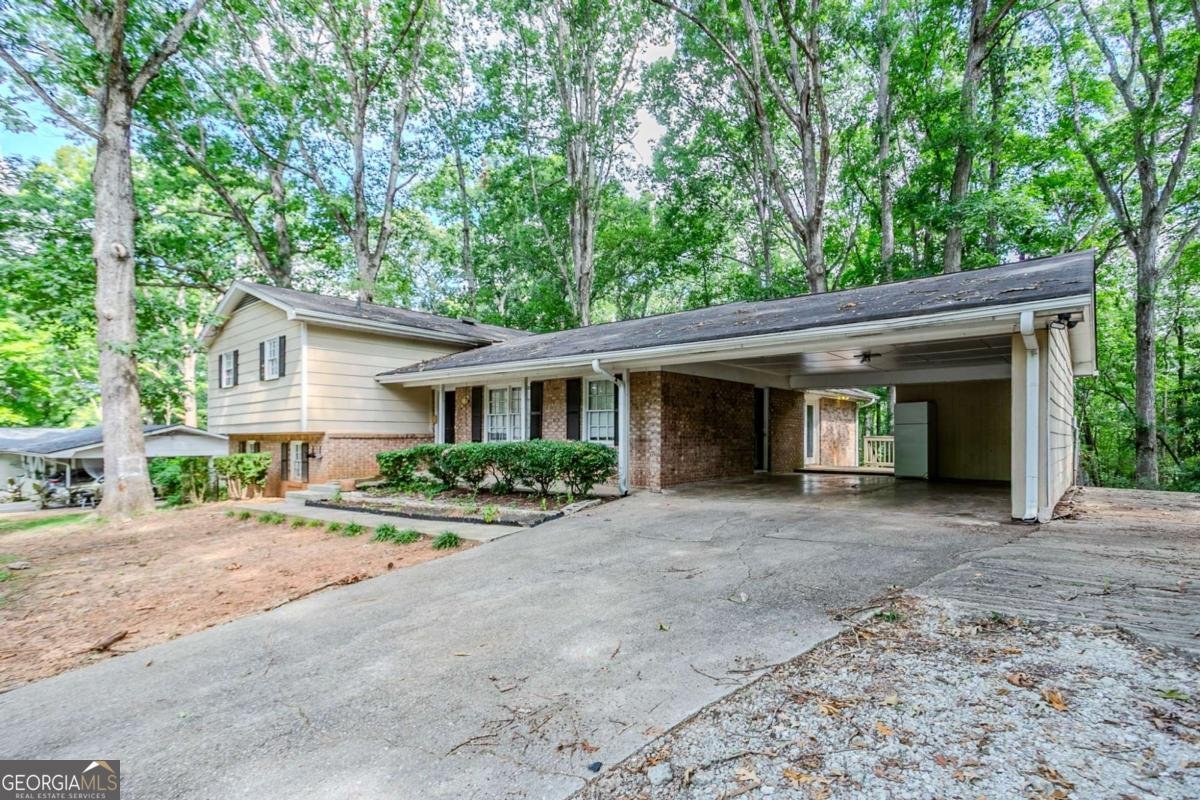 5225 Koweta Road Atlanta - 2