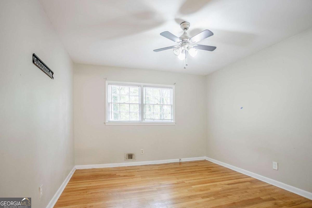 5225 Koweta Road Atlanta - 27