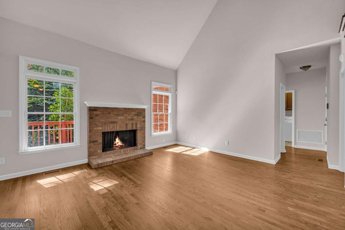 127 Chestnut Lane Athens - 18