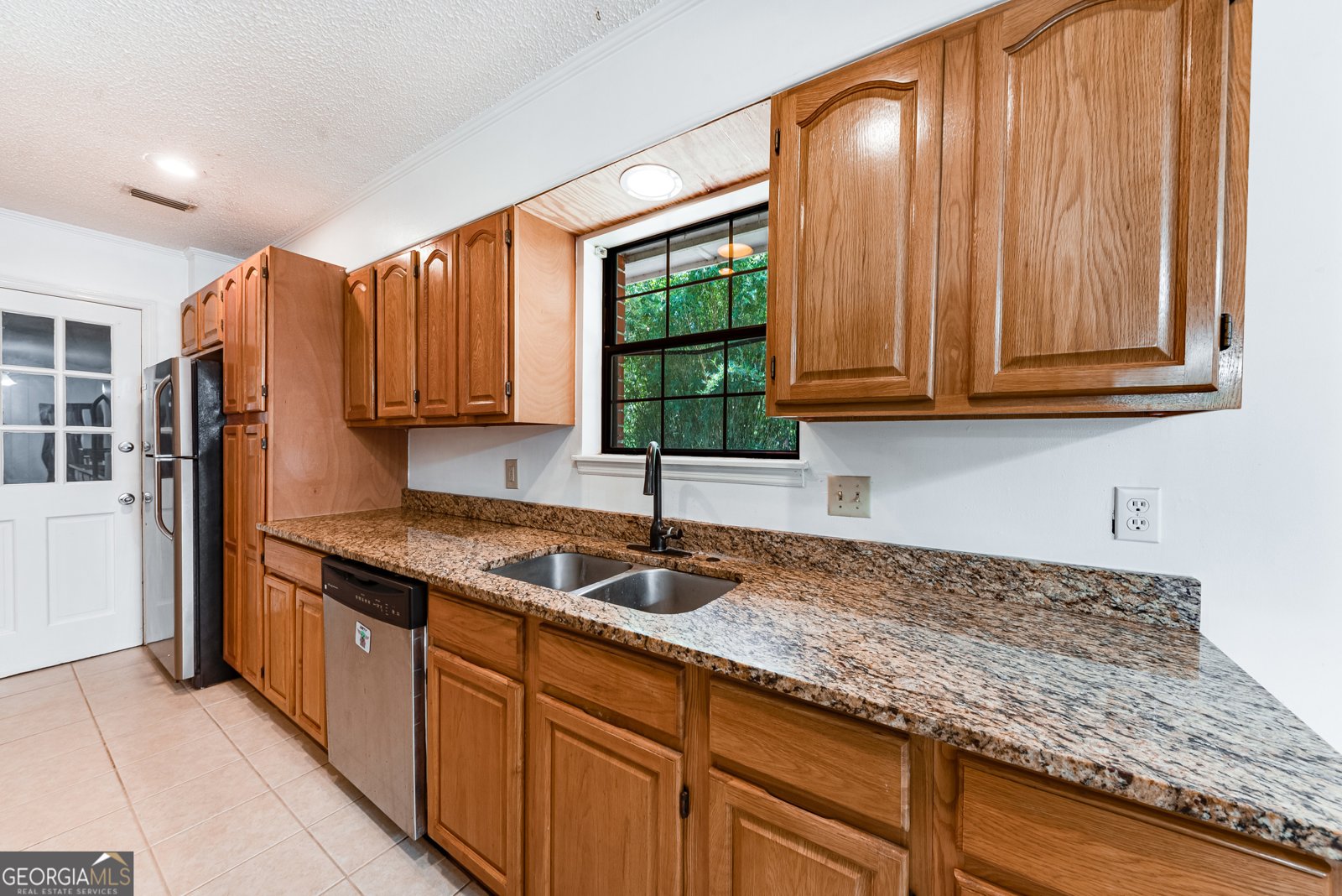 200 Lawnwood Avenue Kingsland - 8
