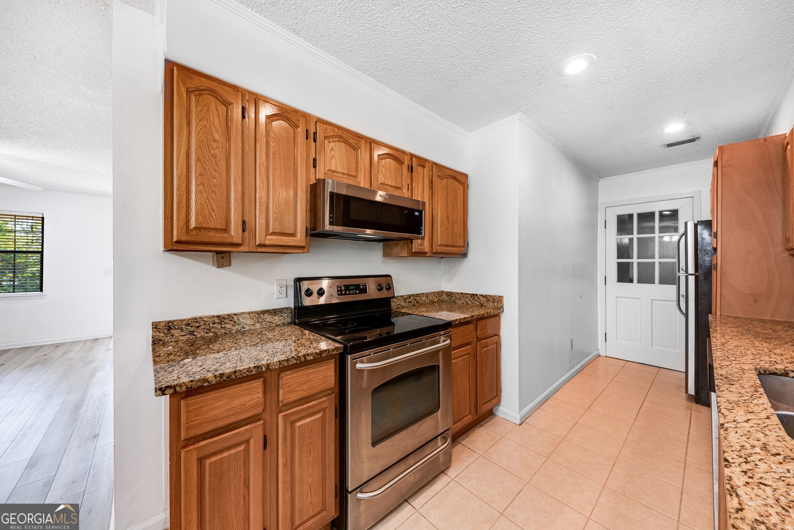 200 Lawnwood Avenue Kingsland - 9
