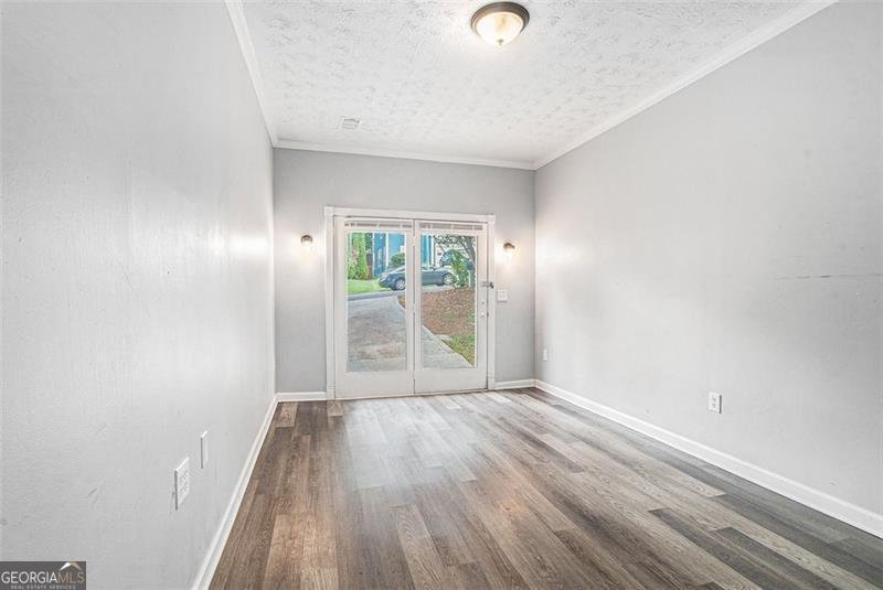 1230 WOODSTREAM Drive Lawrenceville - 17