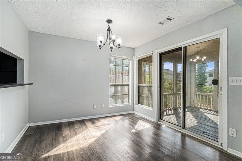 1230 WOODSTREAM Drive Lawrenceville - 9