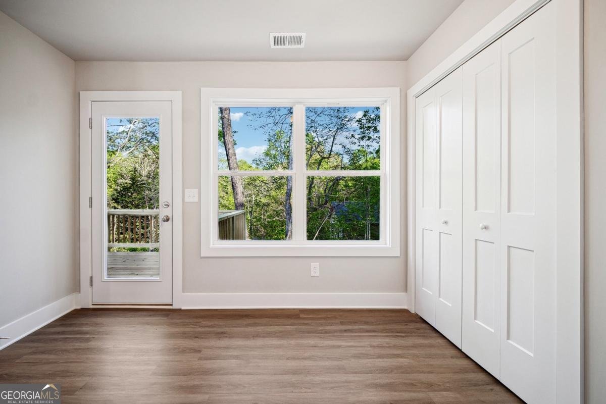 6405 Crystal Cove Trail Gainesville - 16