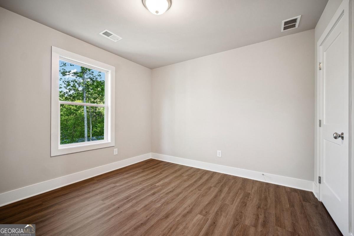 6405 Crystal Cove Trail Gainesville - 22
