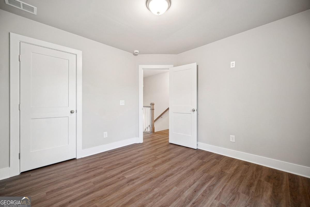 6405 Crystal Cove Trail Gainesville - 23
