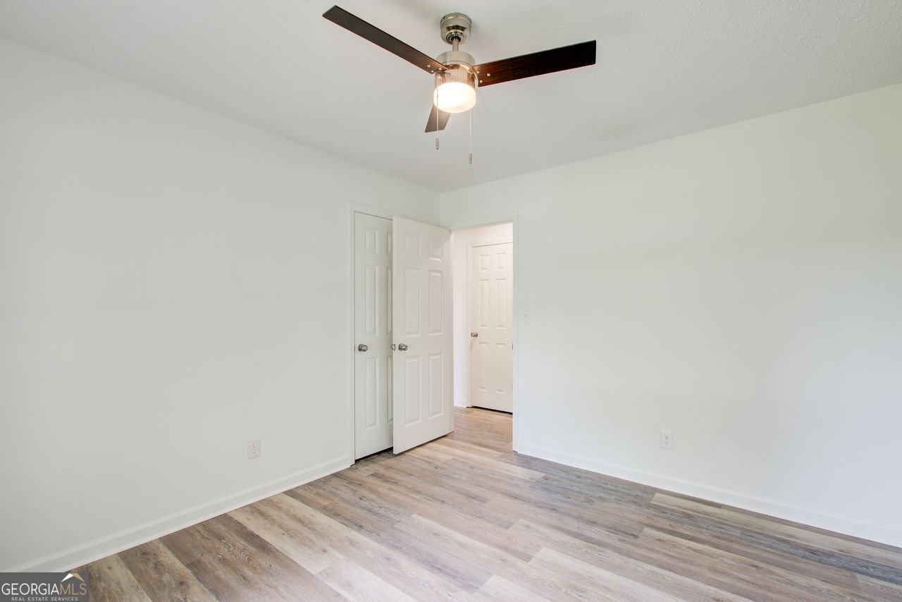 134 SUMMER LAKE Drive Dallas - 22
