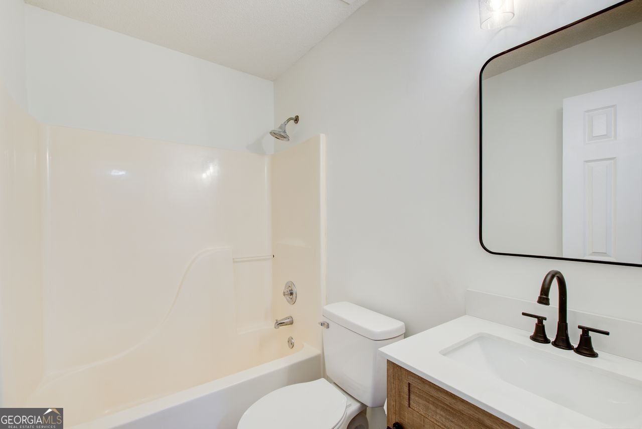 134 SUMMER LAKE Drive Dallas - 25