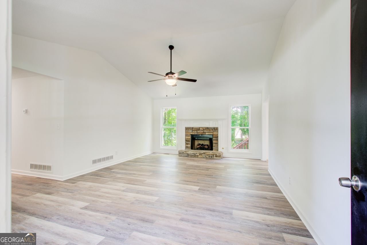 134 SUMMER LAKE Drive Dallas - 4