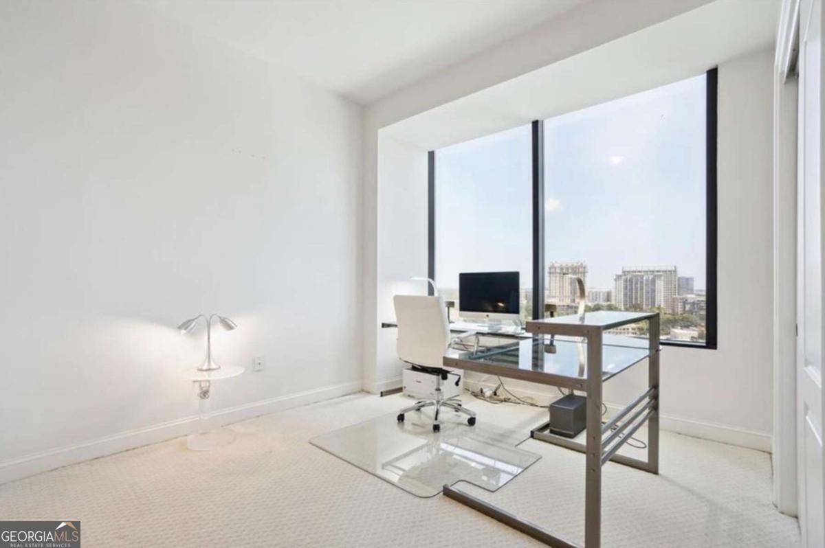 2828 Peachtree Road Atlanta - 13