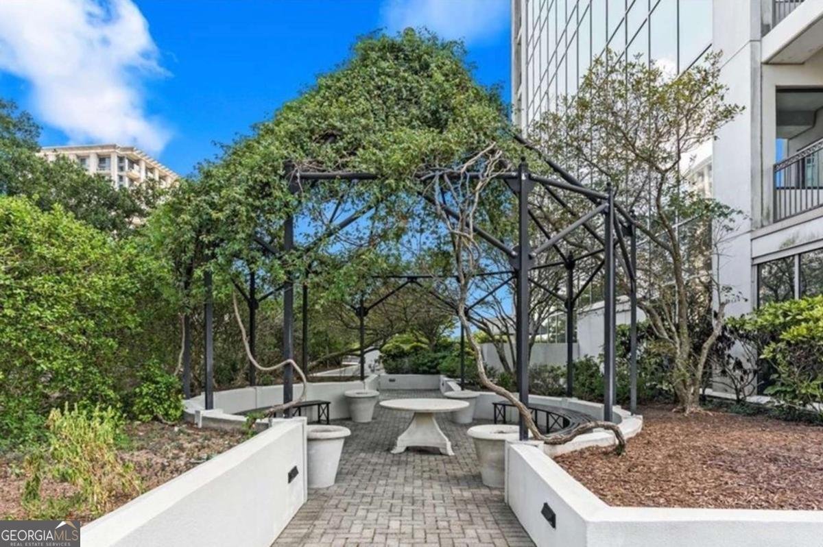 2828 Peachtree Road Atlanta - 27