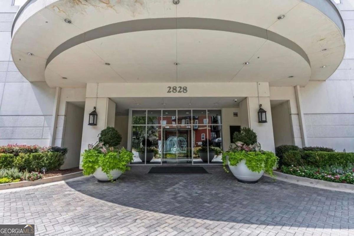 2828 Peachtree Road Atlanta - 30