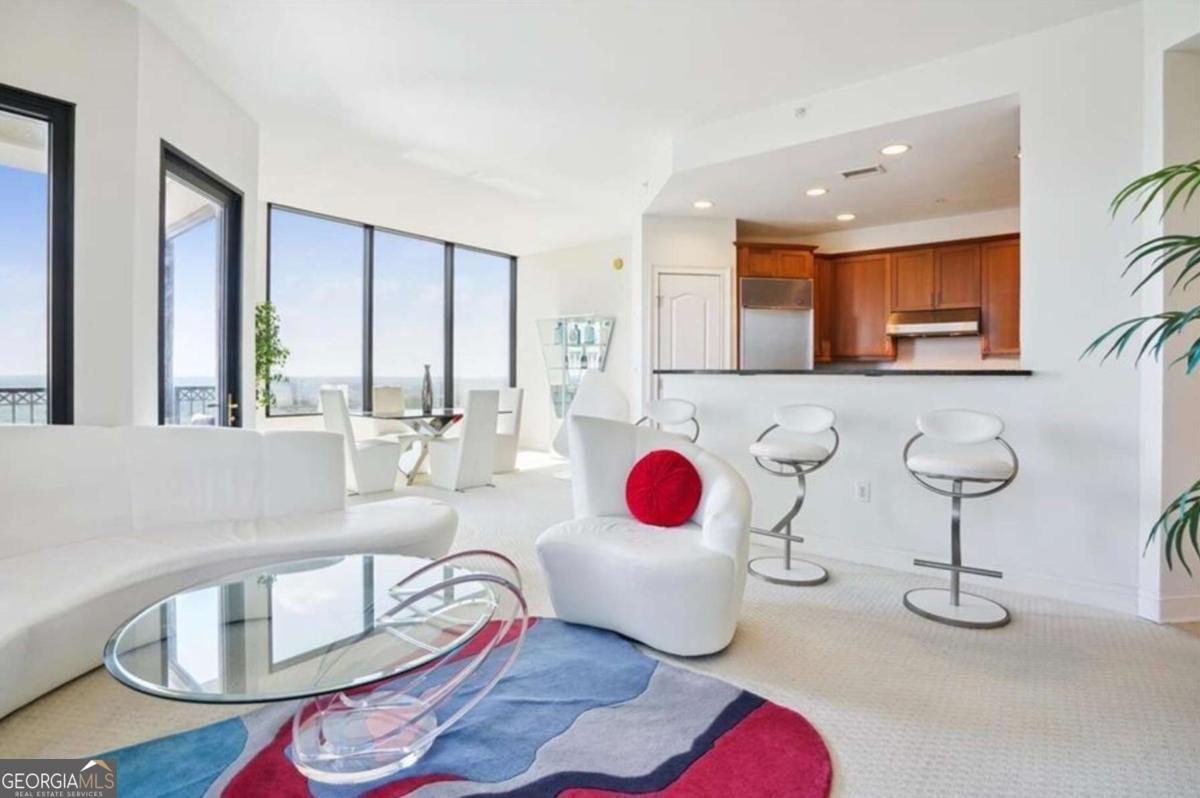 2828 Peachtree Road Atlanta - 5