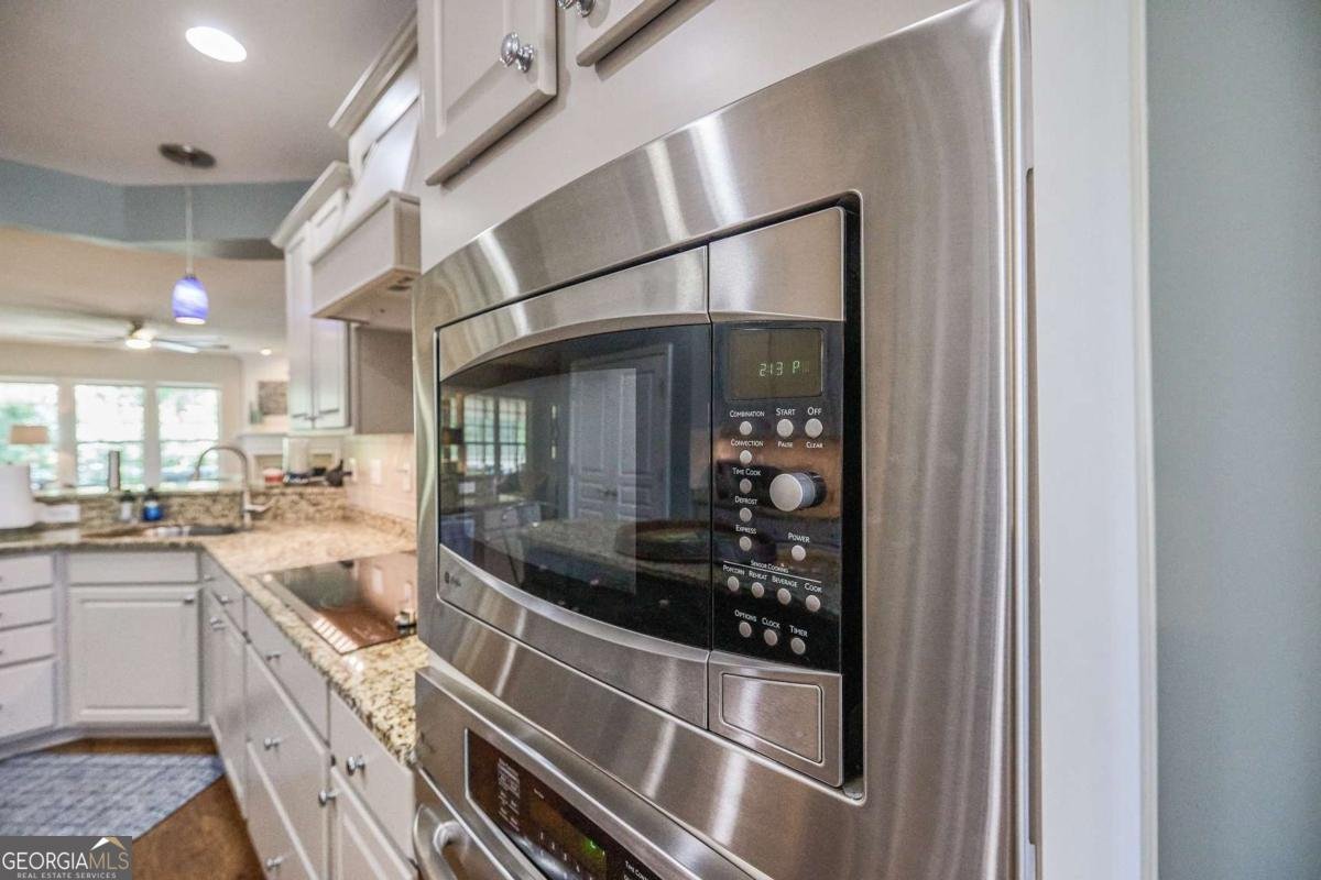 6436 Falling Water Lane Hoschton - 2