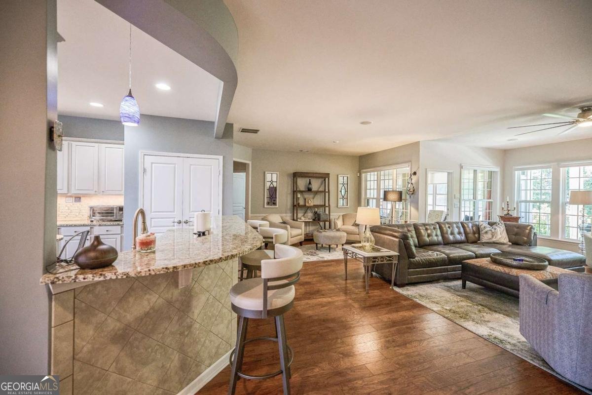 6436 Falling Water Lane Hoschton - 6