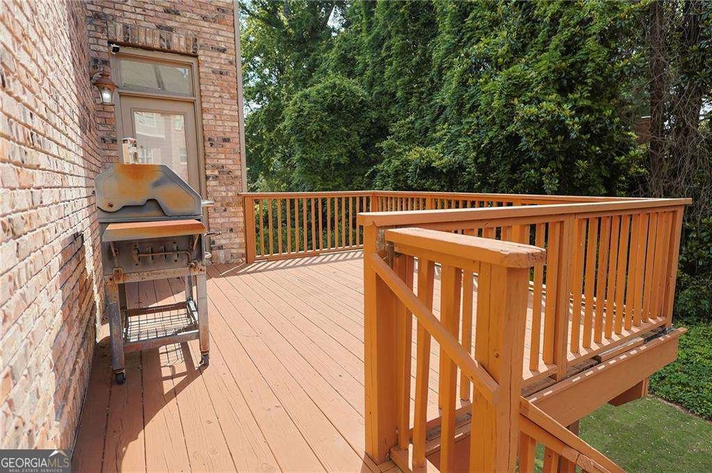 6277 Mount Vernon Oaks Drive Atlanta - 34