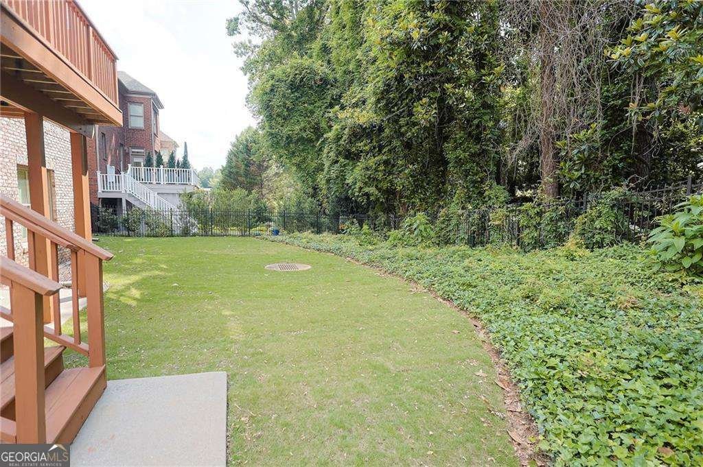 6277 Mount Vernon Oaks Drive Atlanta - 35