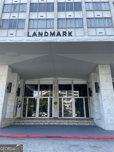 215 Piedmont Avenue Atlanta - 1
