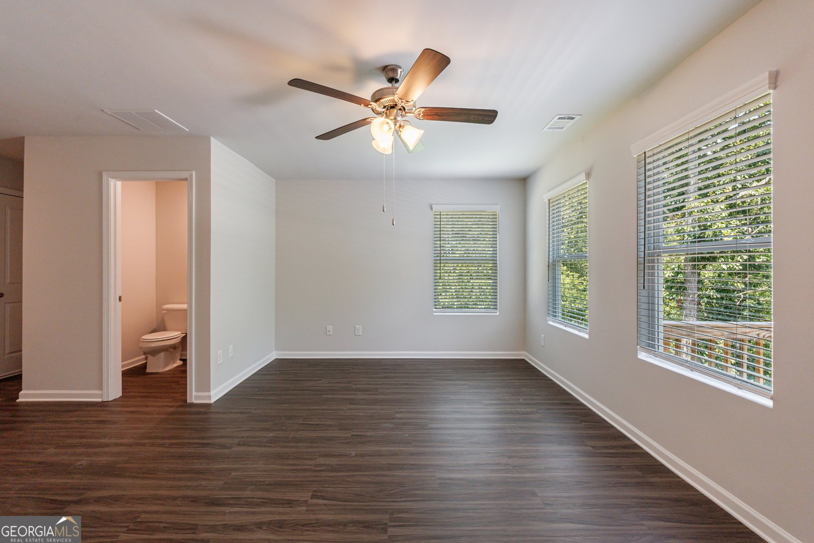 558 Fairview Oak Place Dallas - 11