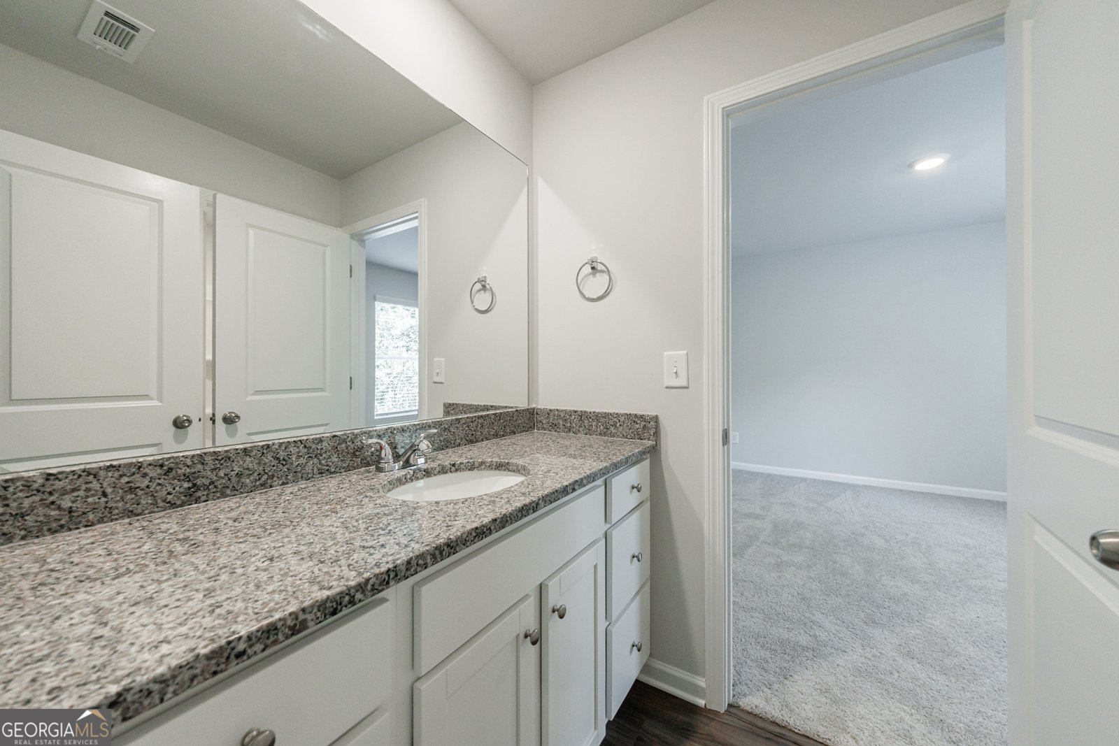 558 Fairview Oak Place Dallas - 25