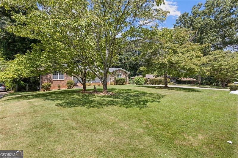 524 Mountain Park Trail Stone Mountain - 4