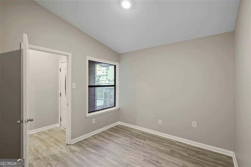 1042 MAINSTREET LAKE Drive Stone Mountain - 10