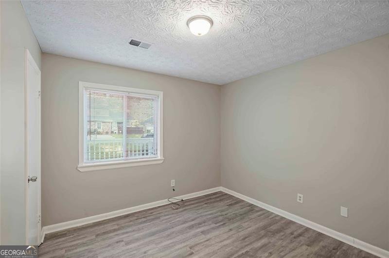 1042 MAINSTREET LAKE Drive Stone Mountain - 11