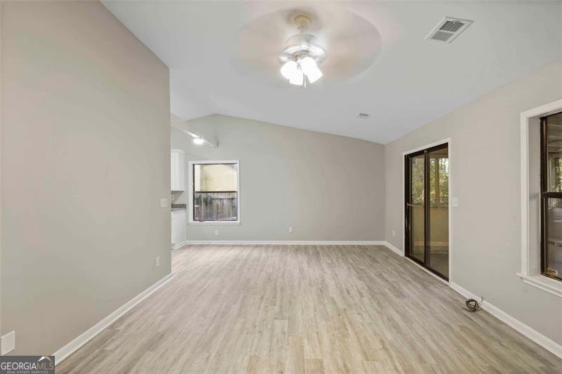 1042 MAINSTREET LAKE Drive Stone Mountain - 4