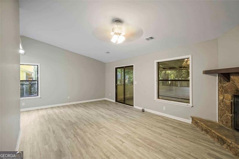 1042 MAINSTREET LAKE Drive Stone Mountain - 5