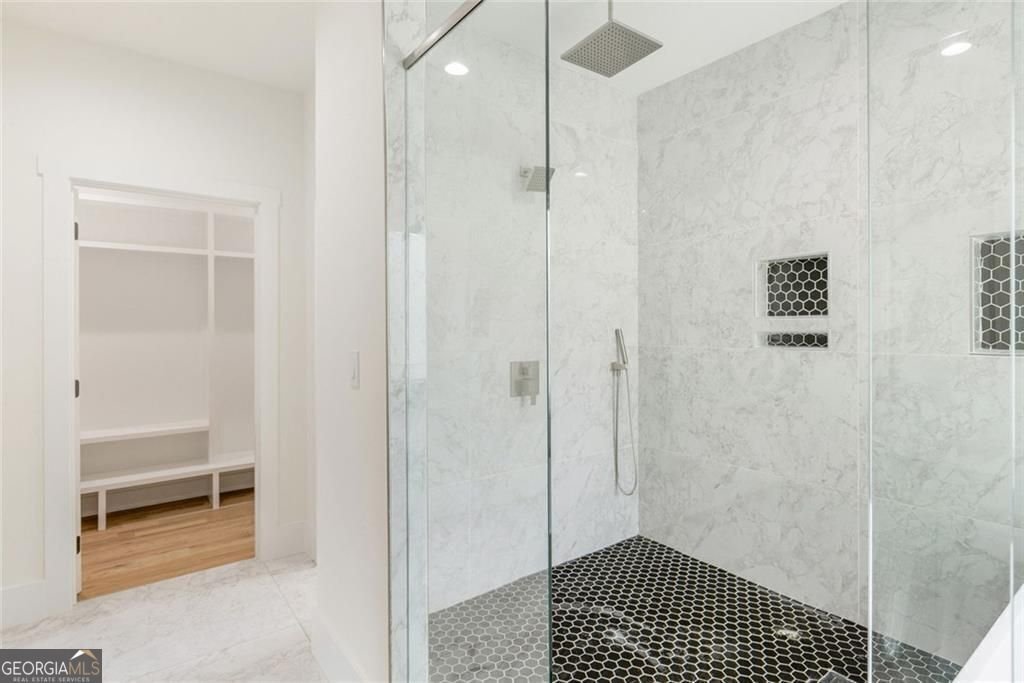 293 Ohm Avenue Avondale Estates - 8