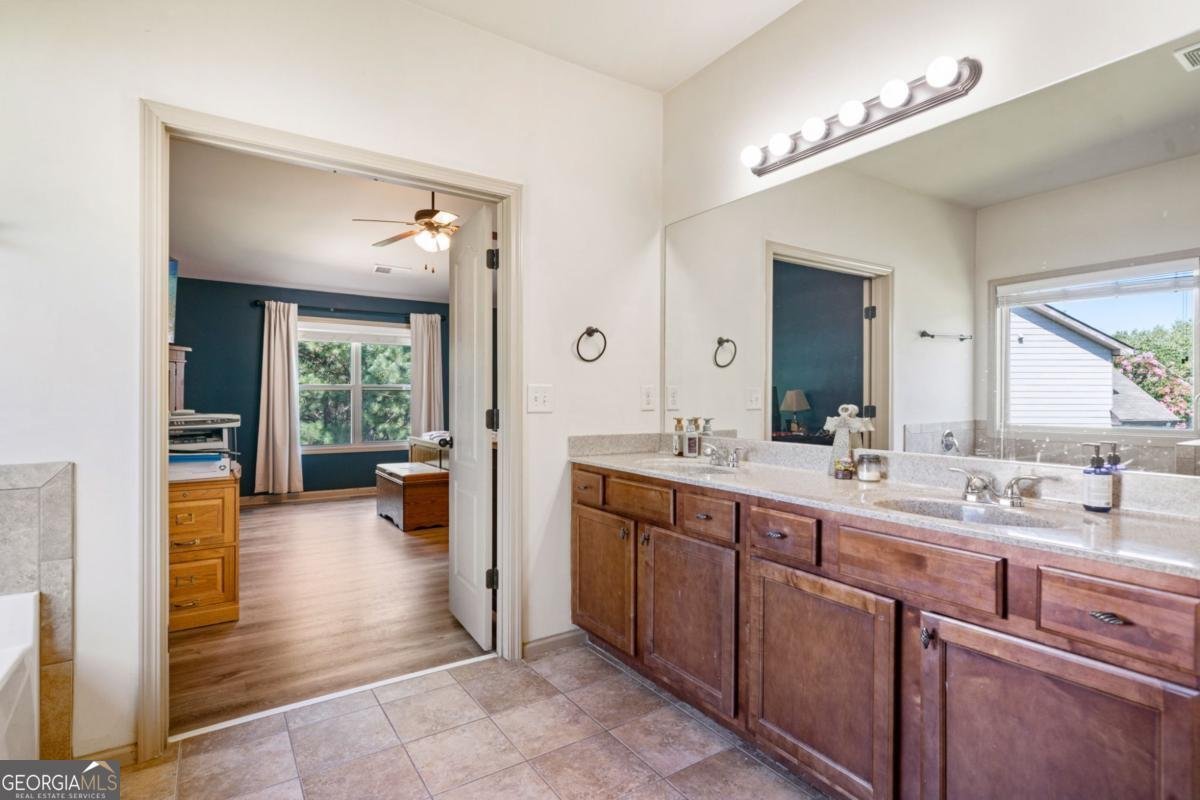 1446 Rolling View Way Dacula - 40