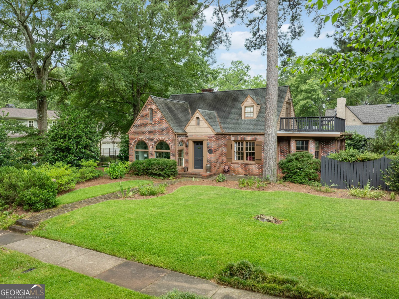 41 Clarendon Avenue Avondale Estates - 2