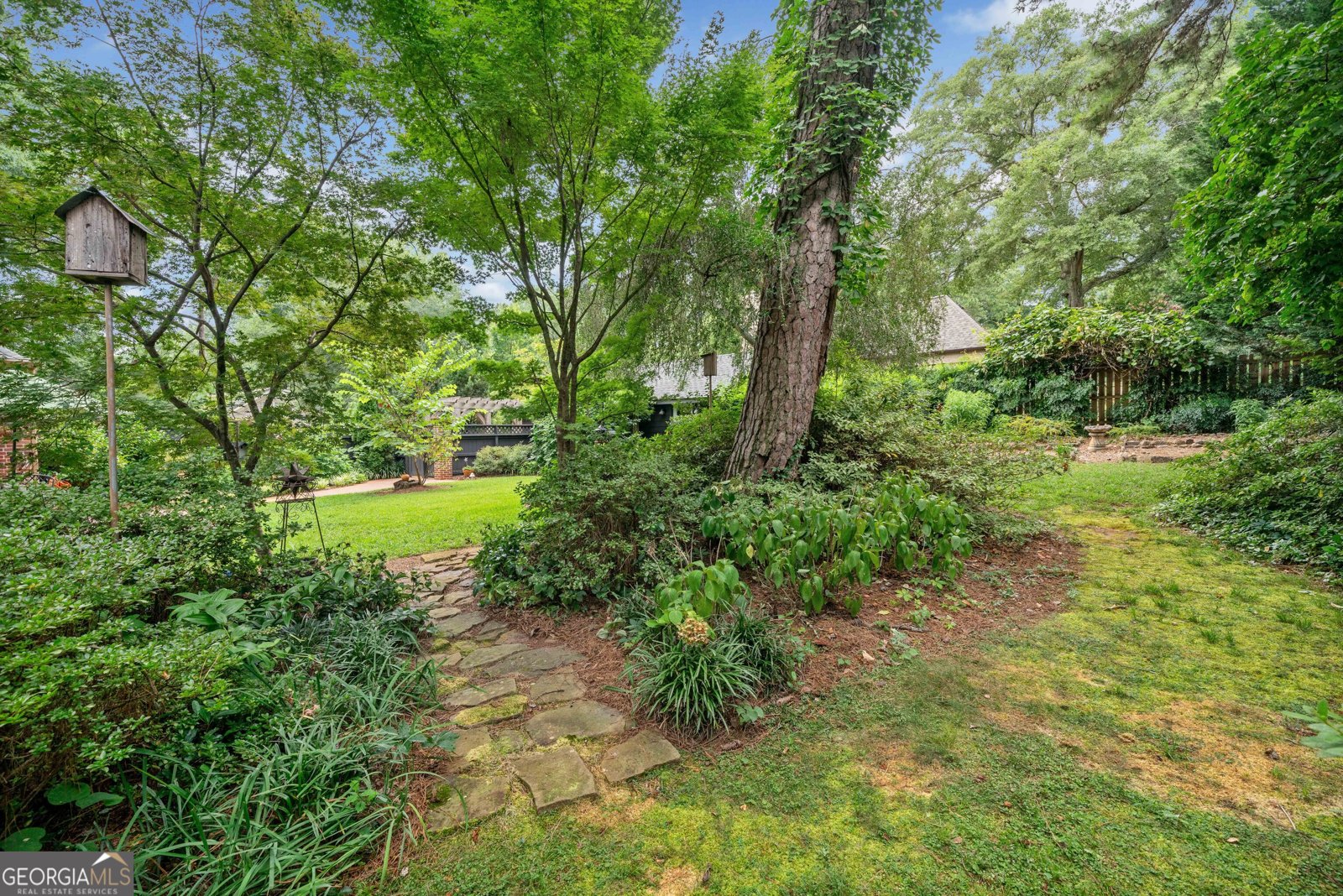 41 Clarendon Avenue Avondale Estates - 40