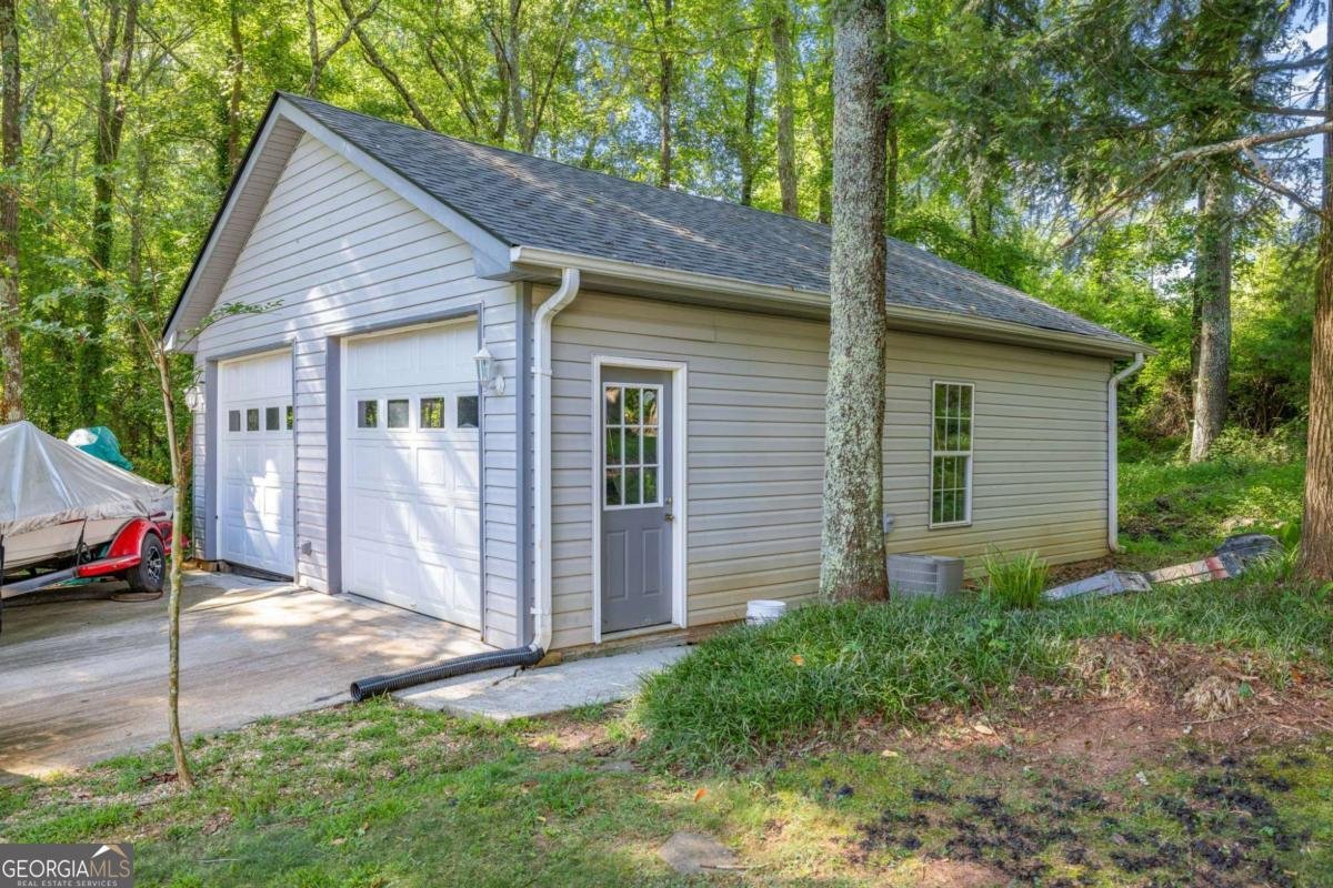 74 Summer Hill Drive Hoschton - 1