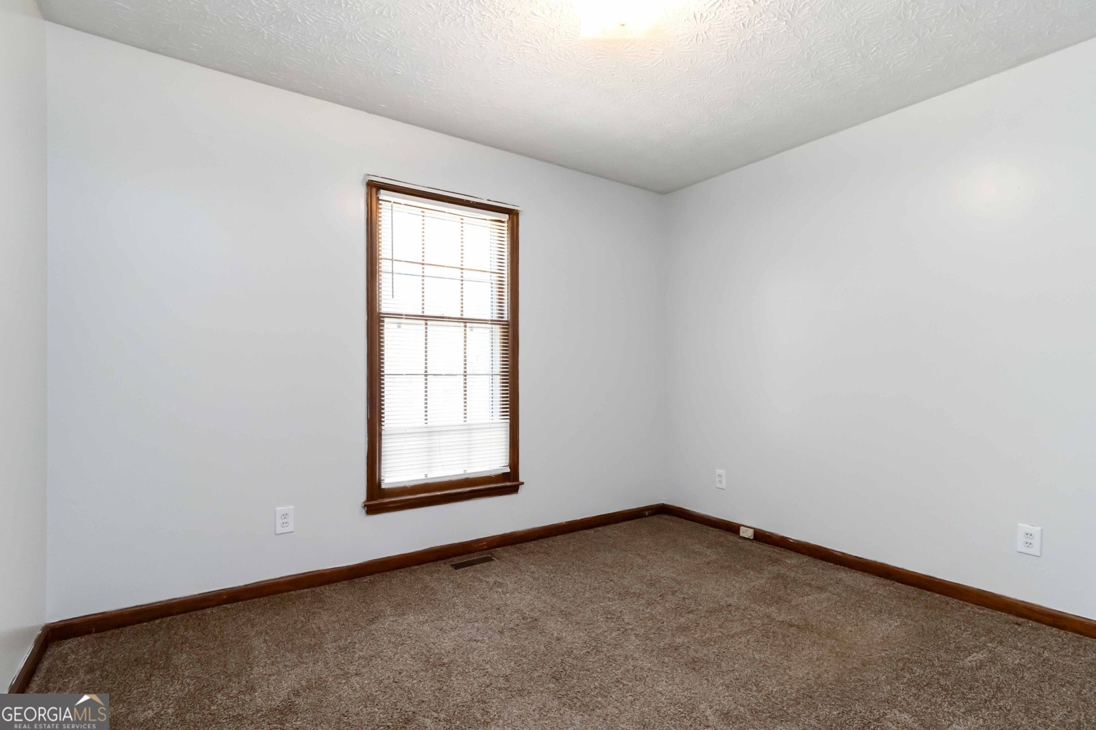 366 Ridgeview Drive Auburn - 15
