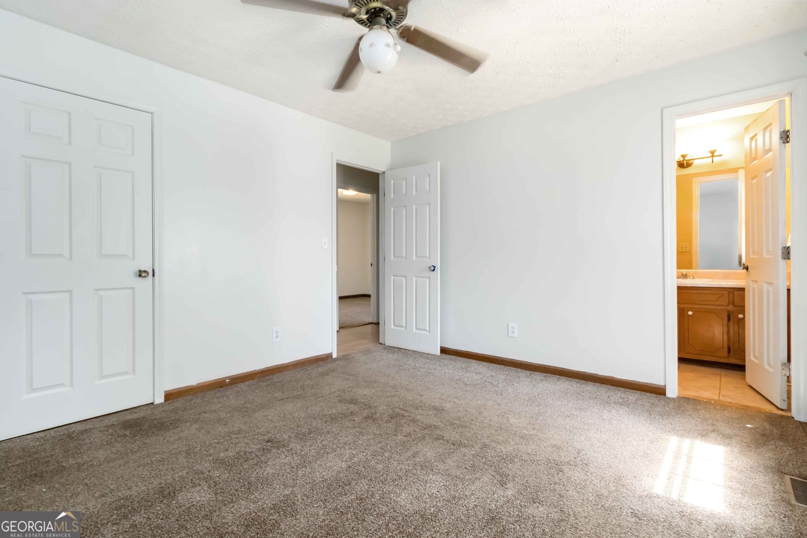 366 Ridgeview Drive Auburn - 19